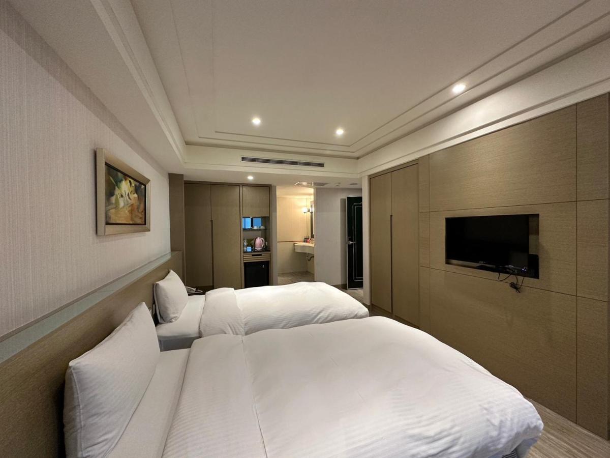 Link World Hotel Taipei Extérieur photo