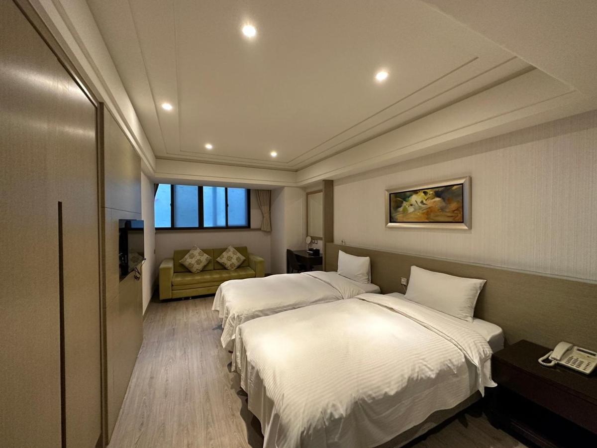 Link World Hotel Taipei Extérieur photo